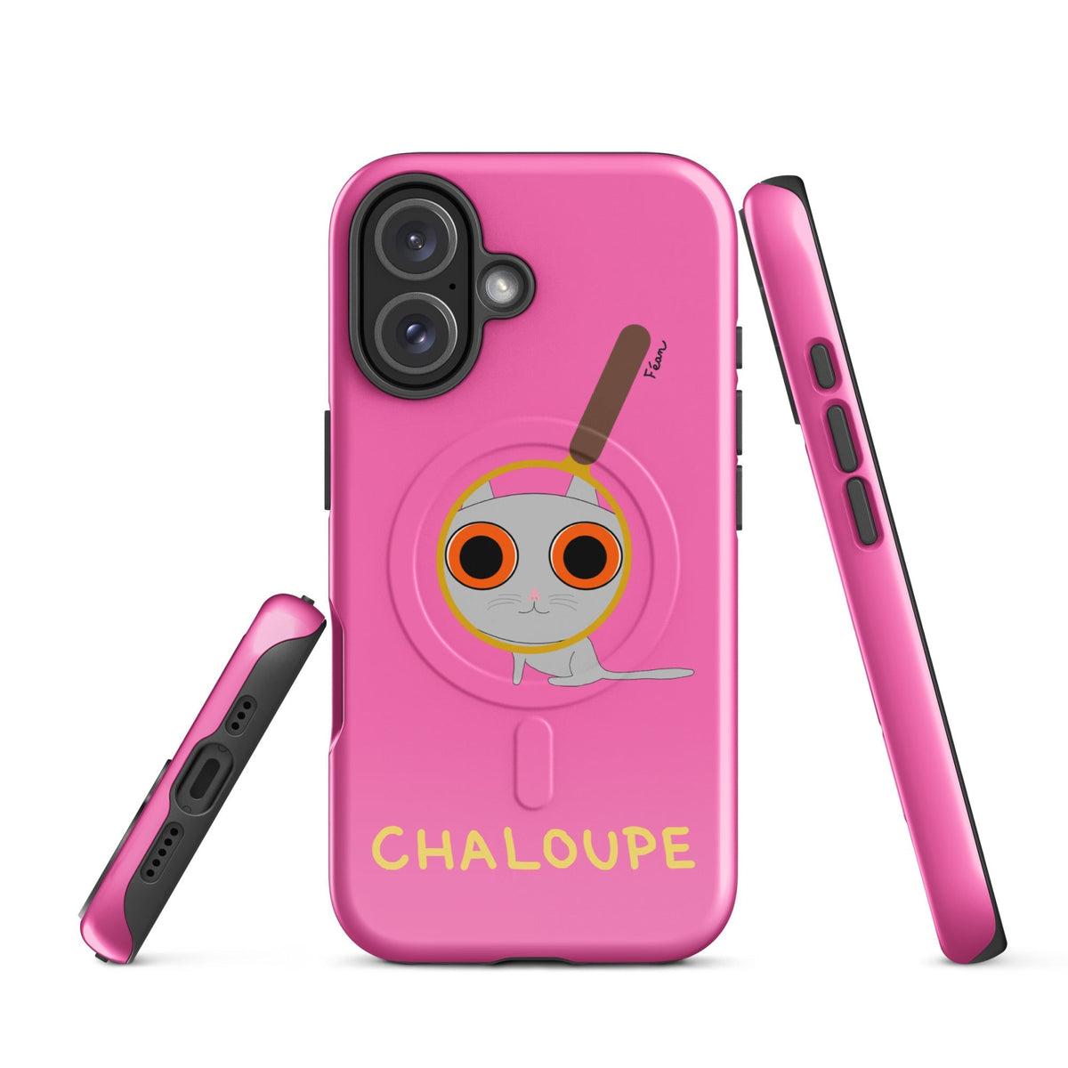 Tu mènes des enquêtes passionnantes sur ton iPhone ? Tu sais avec qui KK a passé ses dernières vacances et comment ouvrir une bouteille de vin sans tire-bouchon ?

Alors cette coque d'iPhone Chaloupe est faite pour toi, détective en herbe (à chat). Quelle que soit ta couleur pref, on a celle qu'il te faut.

En plus, le système d'aimants MagSafe® intégrés permettent une fixation sûre et une charge sans fil plus rapide. La coque est robuste et à double couche.