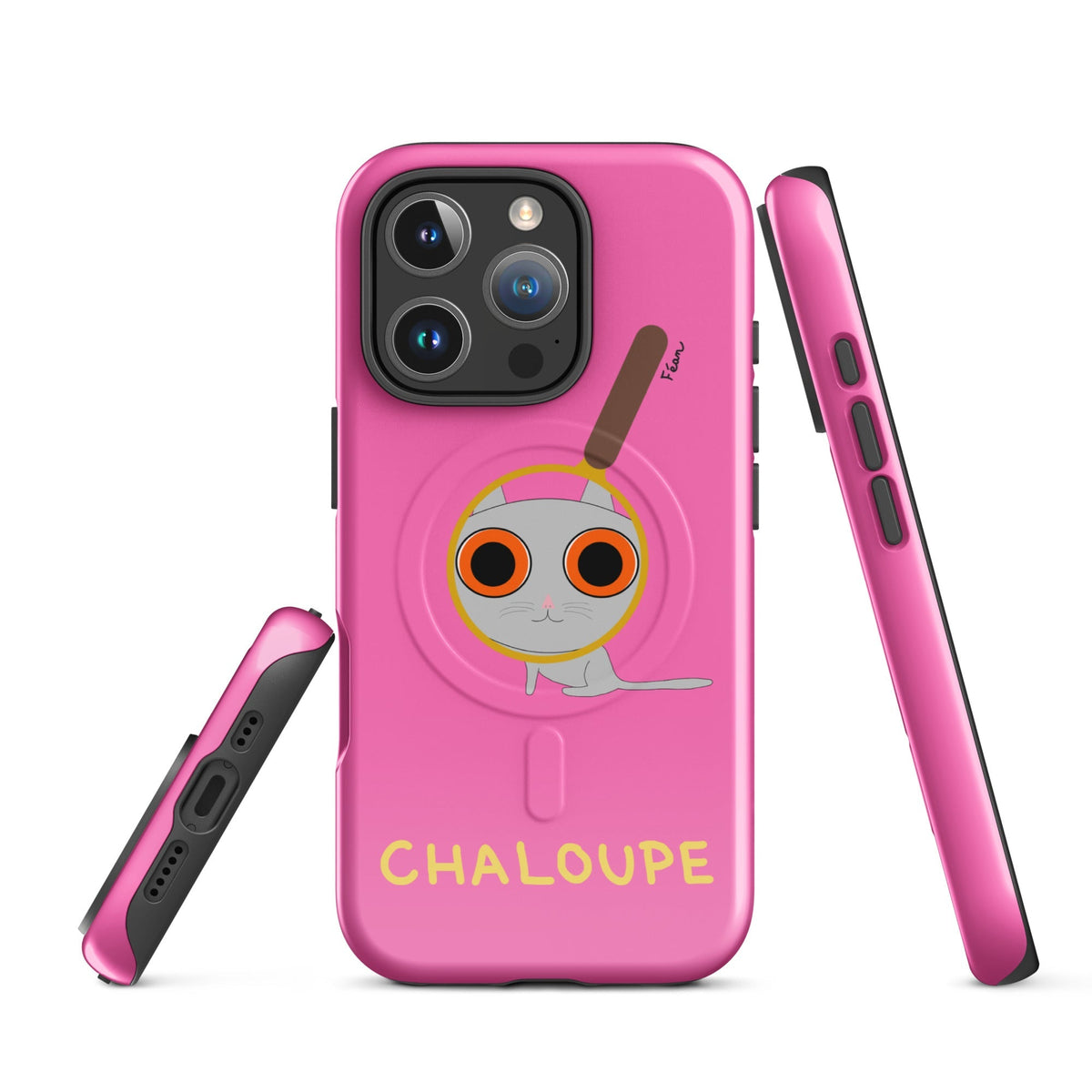 Tu mènes des enquêtes passionnantes sur ton iPhone ? Tu sais avec qui KK a passé ses dernières vacances et comment ouvrir une bouteille de vin sans tire-bouchon ?

Alors cette coque d'iPhone Chaloupe est faite pour toi, détective en herbe (à chat). Quelle que soit ta couleur pref, on a celle qu'il te faut.

En plus, le système d'aimants MagSafe® intégrés permettent une fixation sûre et une charge sans fil plus rapide. La coque est robuste et à double couche.