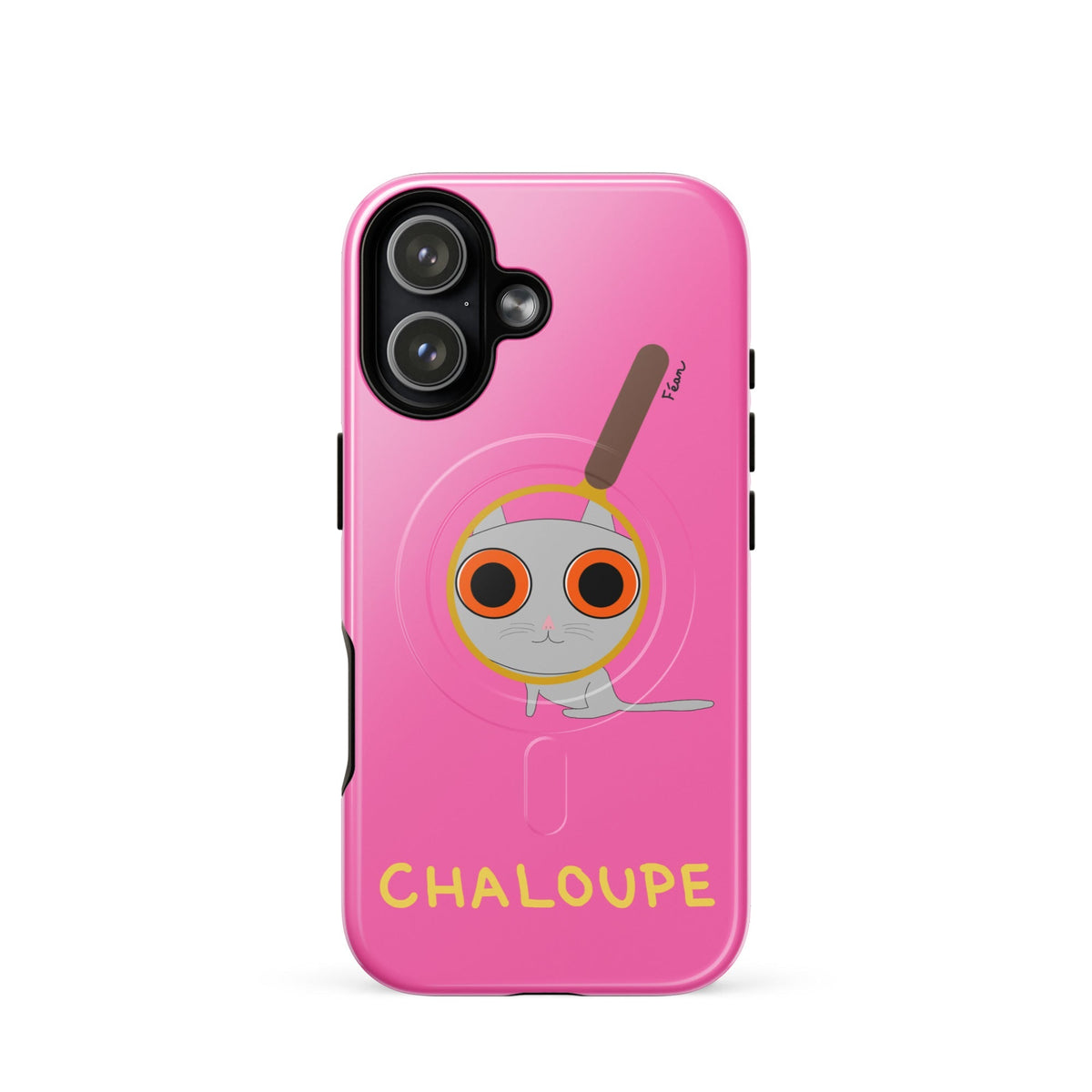 Tu mènes des enquêtes passionnantes sur ton iPhone ? Tu sais avec qui KK a passé ses dernières vacances et comment ouvrir une bouteille de vin sans tire-bouchon ?

Alors cette coque d'iPhone Chaloupe est faite pour toi, détective en herbe (à chat). Quelle que soit ta couleur pref, on a celle qu'il te faut.

En plus, le système d'aimants MagSafe® intégrés permettent une fixation sûre et une charge sans fil plus rapide. La coque est robuste et à double couche.